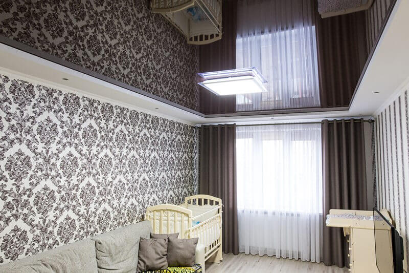 Глянцевый потолок на кухне, Кишинёв